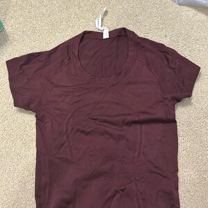Lululemon Short Sleeve Athletic Top